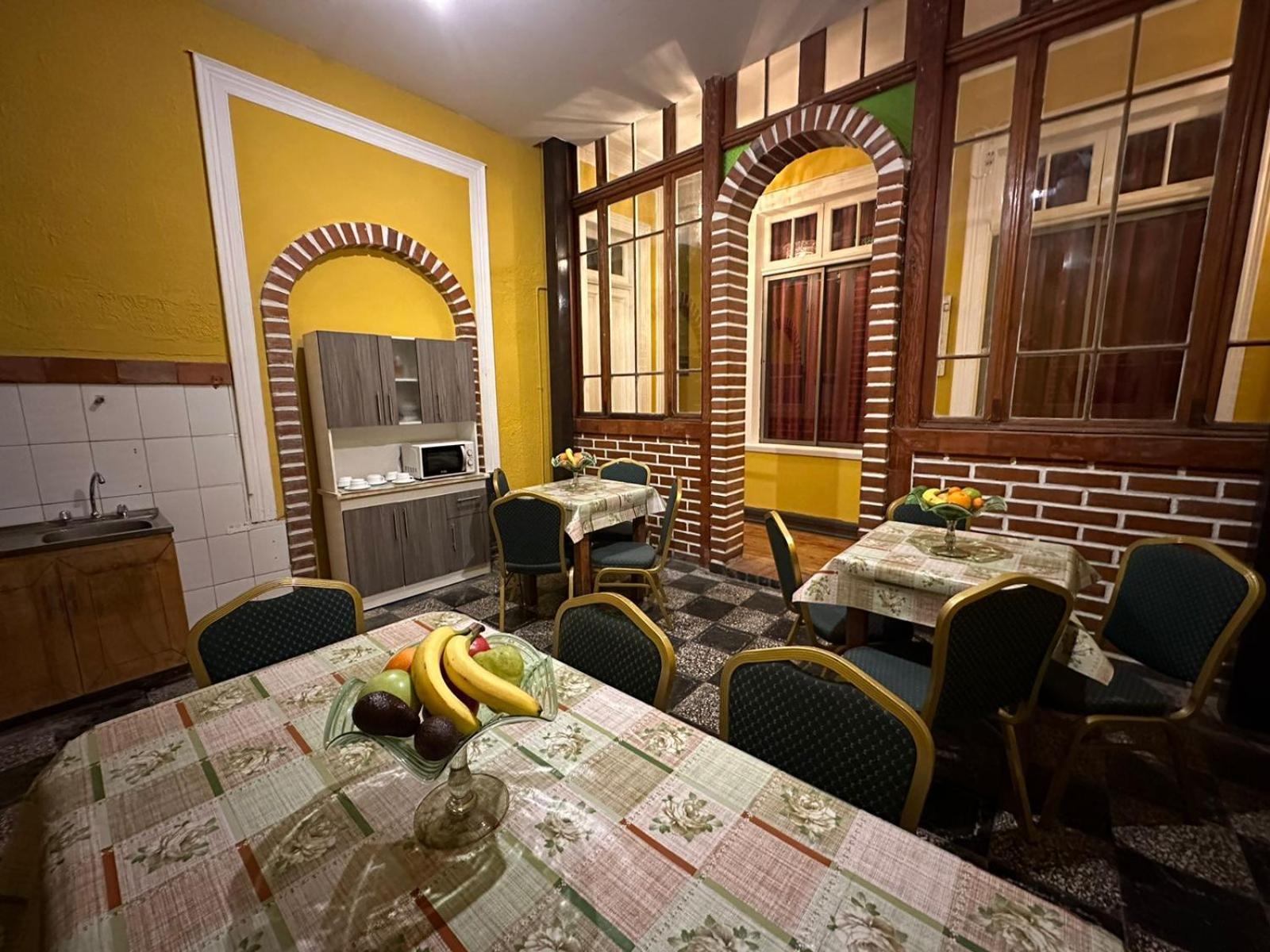 Das Gelbe Haus Hotel บัลปาราอีโซ ภายนอก รูปภาพ